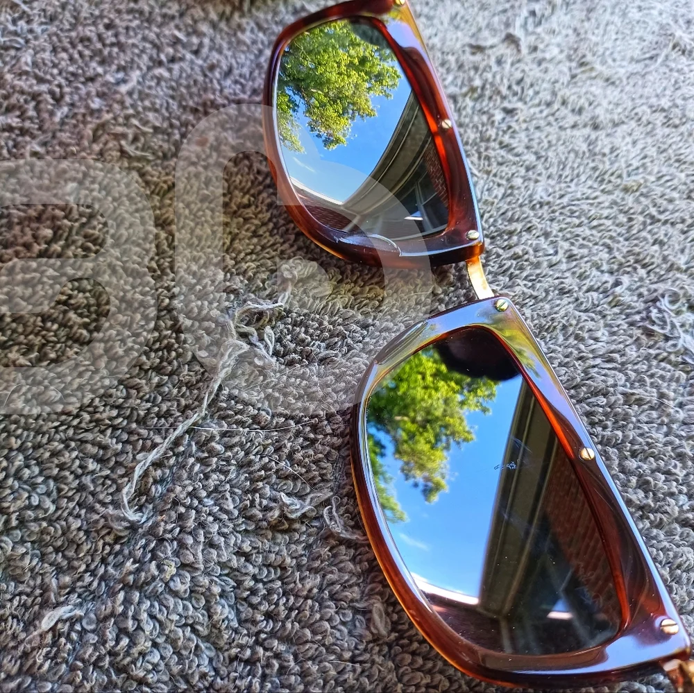 AUTHENTIC RAY-BAN OLYMPIAN I